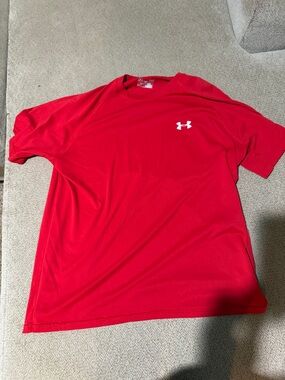 Under Armour Men's Red Performance Short-Sleeve Tee